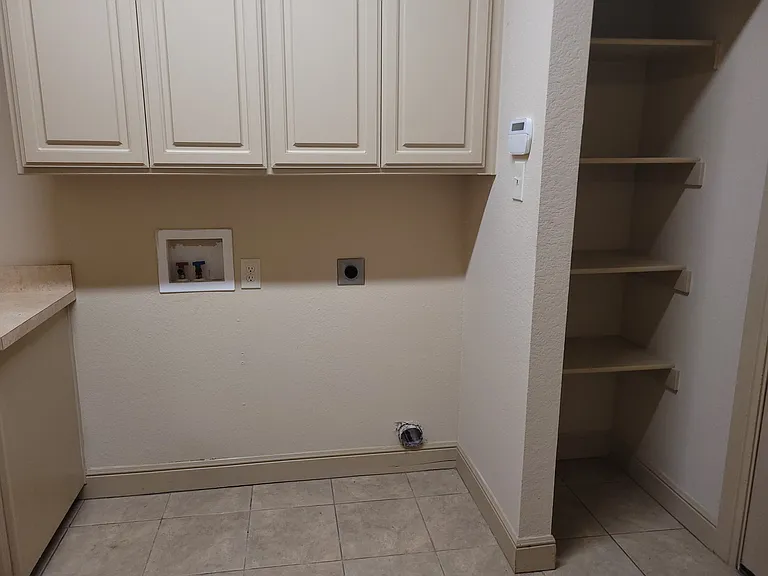 5130 Southpoint Dr — Photo 16