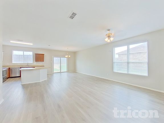2nd image of 416 San Lucas Dr
