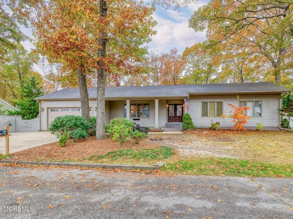 303 S Lakeshore Drive, Manahawkin, NJ 08050
