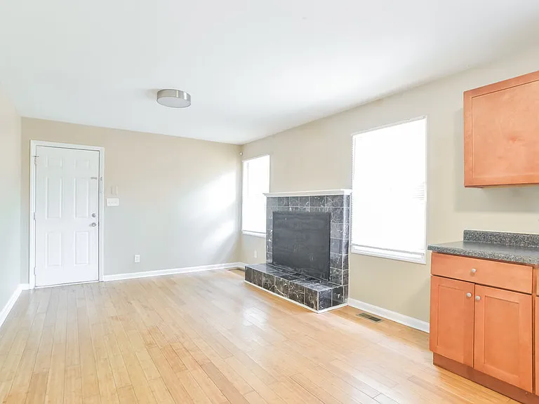3304 Sunset Rd — Photo 8