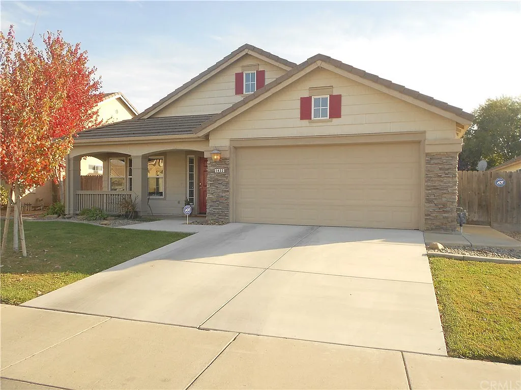 1432 Breezeway Ct photo 1