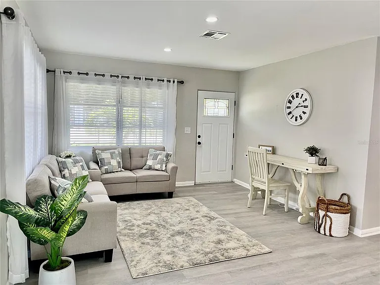 6312 S Lockwood Ridge Rd — Photo 2