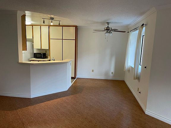 4th image of 9751 Mesa Springs Way Unit 123