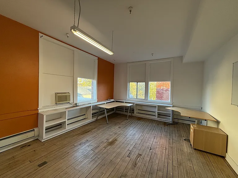 123 Woolwich St #207 — Photo 8