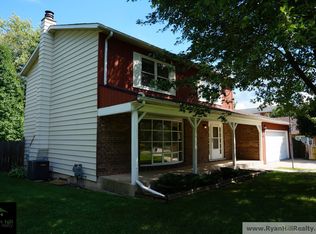 1S761 Fairview Ave, Lombard, IL