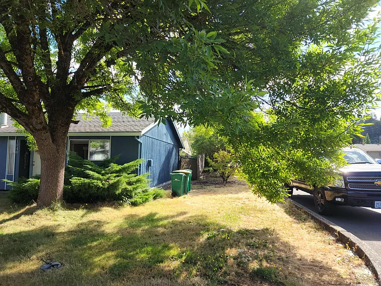 1342 NE 236th Ave — Photo 9