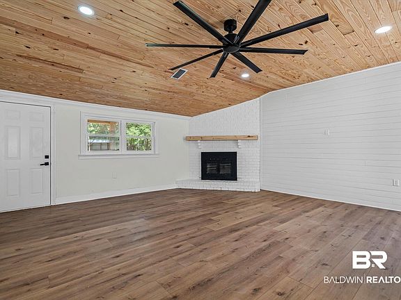 2nd image of 4156 Furman Dr