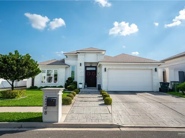 2208 E 8th St, Mission, TX 78572