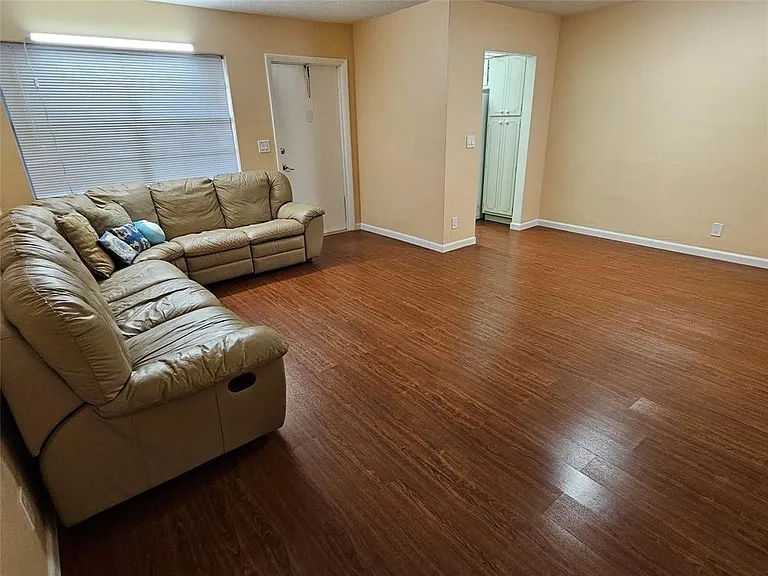 580 Egret Dr #310 — Photo 5