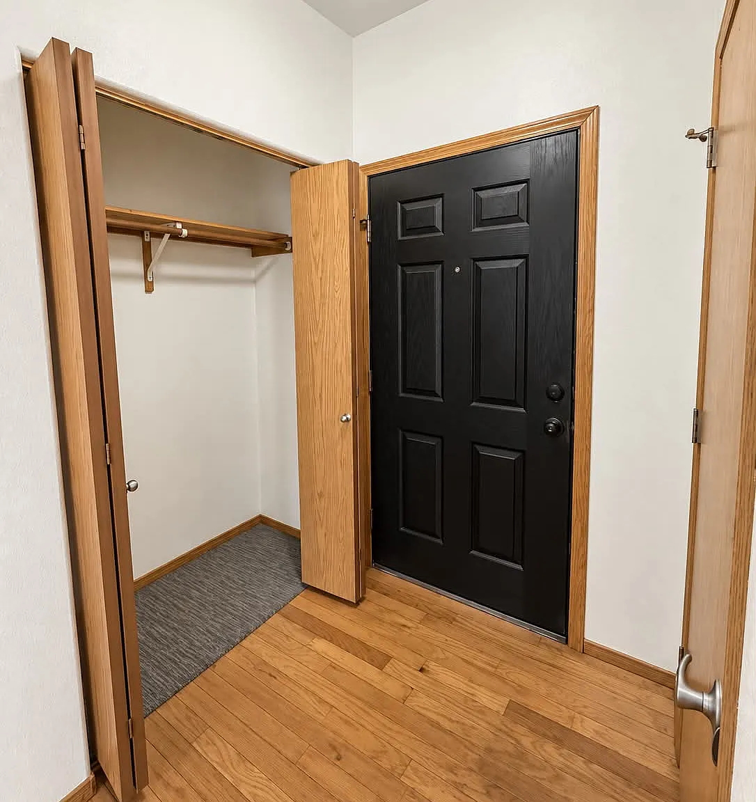 2 bed, 900 sqft, $1,450 — Photo 4