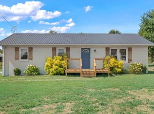 129 Walker Ln, Lawrenceburg, KY 40342