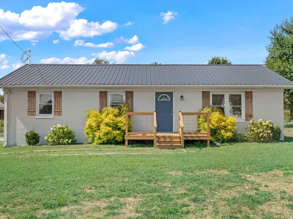 129 Walker Ln, Lawrenceburg, KY 40342