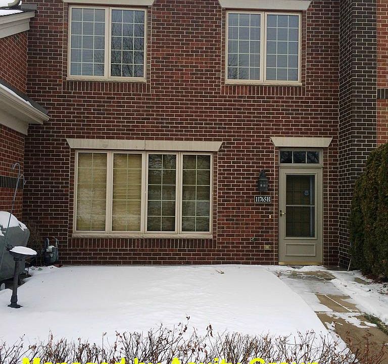 1st image of 11765 Vermillion St NE Unit H