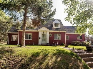 190 Bradley St, Dubuque, IA 52003