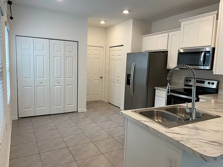 4021 Haymon Ave — Photo 1