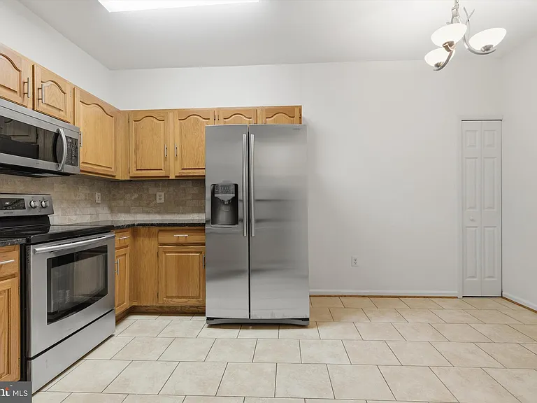 1640 Fallowfield Ct #1640 — Photo 5