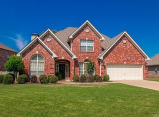 106 Hidden Falls Ln, Maumelle, AR 72113