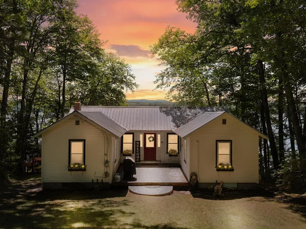 29 Shaughnessey Lane, Harrison, ME 04040