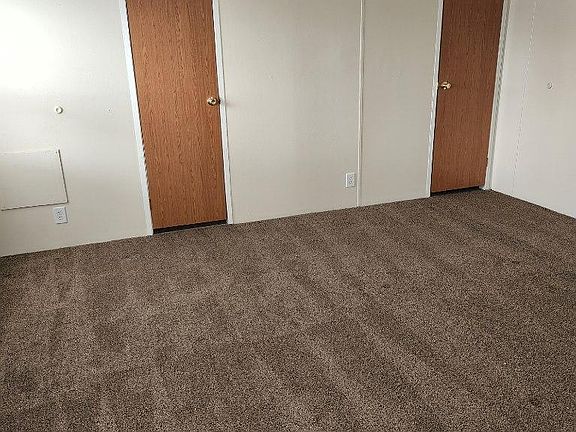 2nd image of 116 Elm Leaf Ln