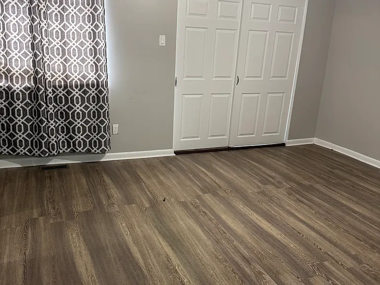 4736 Walden Pond Dr — Photo 18