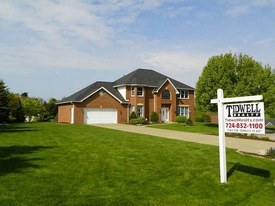 1st image of 9811 Fox Chase Dr