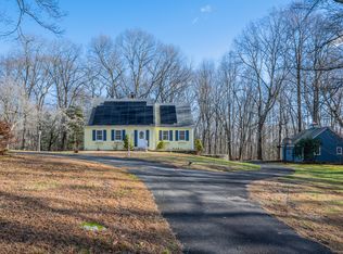 667 Upper Grassy Hill Road, Woodbury, CT 06798