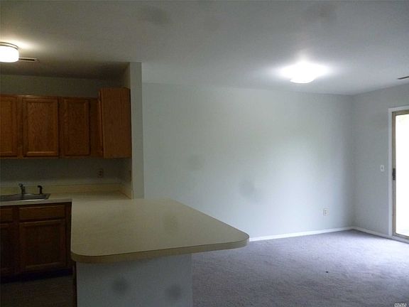 5th image of 1506 Sara Cir