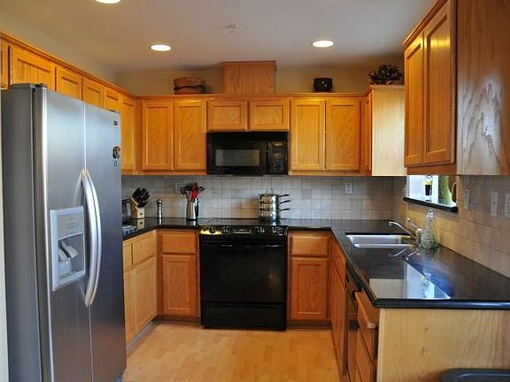 3rd image of 2137 Capitol Park Ct