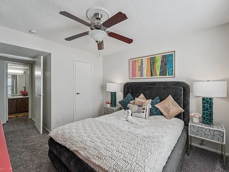 Cozy Bedroom at Sandstone Apartments