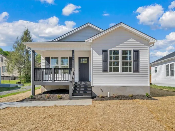 3531 Troutland Ave NW, Roanoke, VA 24017