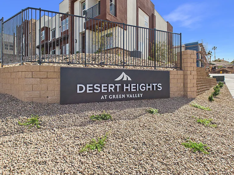 Desert Heights at Green Valley — Photo 17