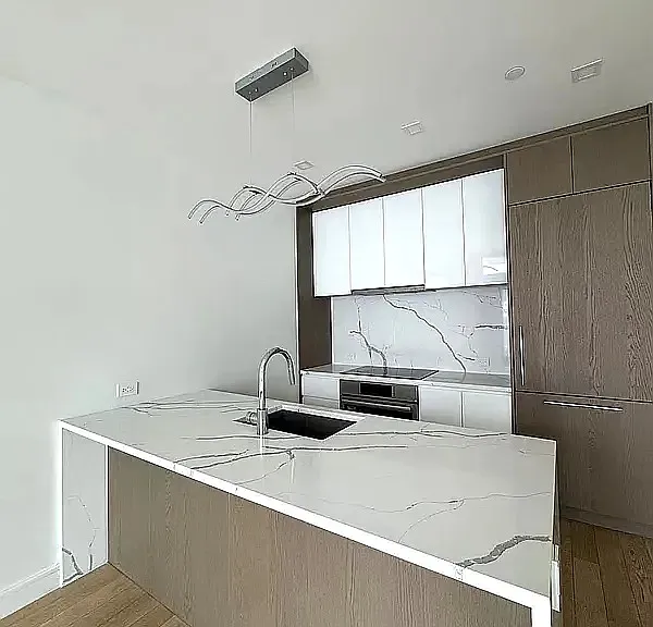 45-30 Pearson St #9C — Photo 3