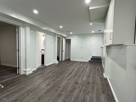5th image of 25 Manzanita Ave