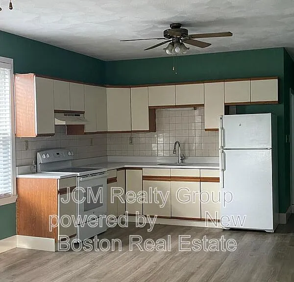 98 Margin St #2L — Photo 4