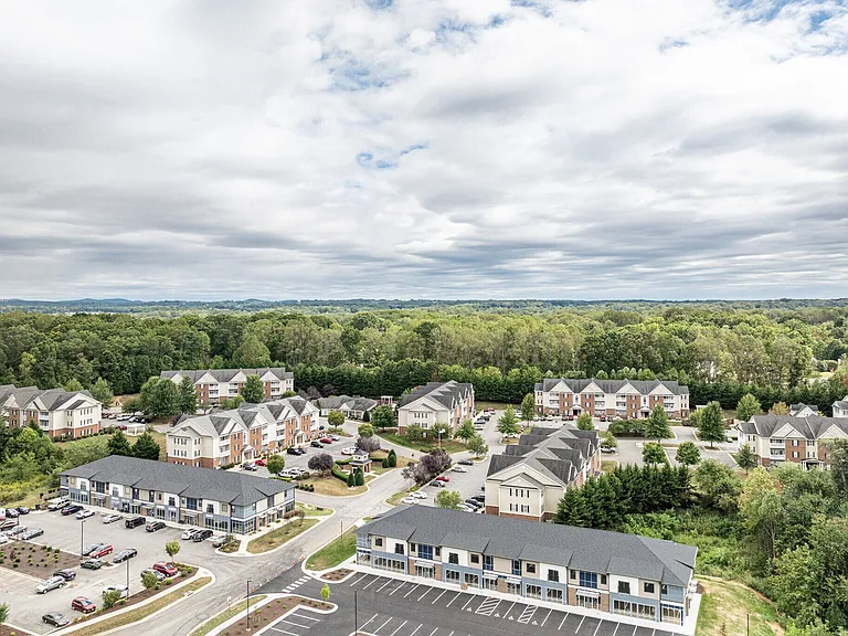 Echo at Forest View — Photo 49