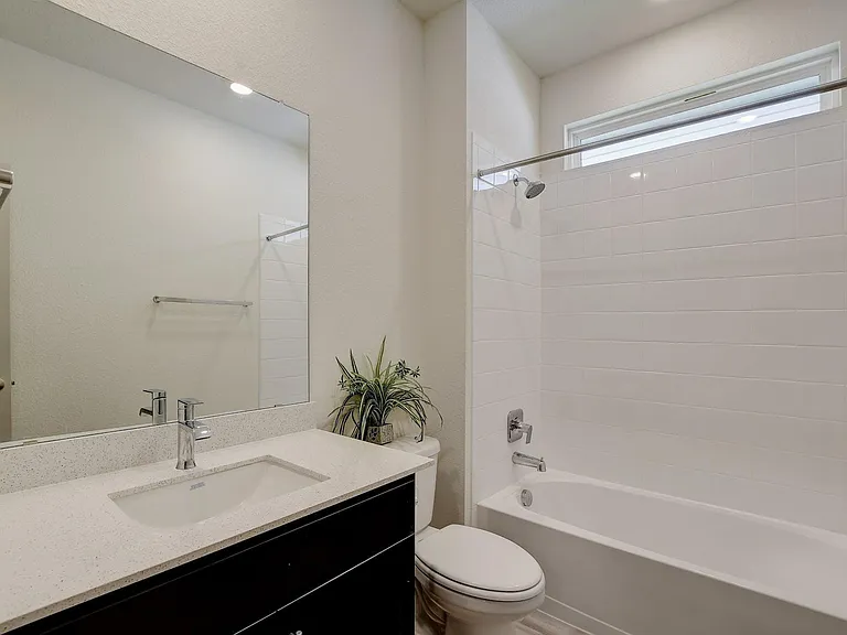 121 Fairfax Ave — Photo 18