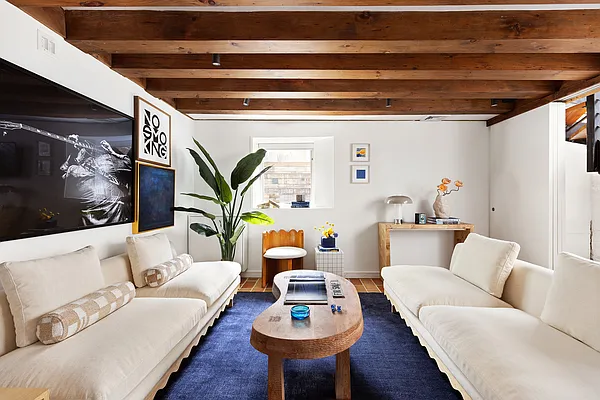 Sold by Compass | media 13