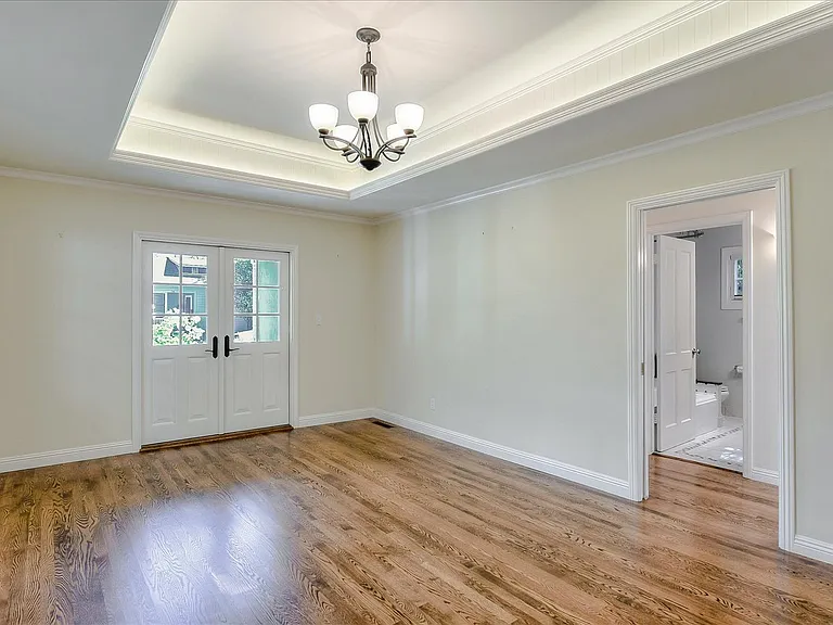 135 Wilder Ave — Photo 22