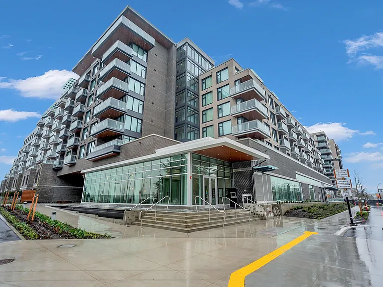 755 Harbourside Dr #320 — Photo 20