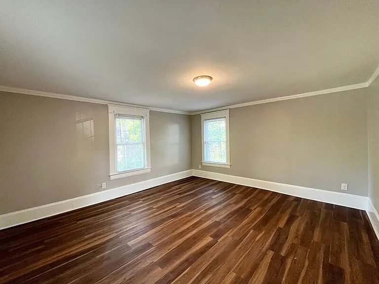 1810 Vale St — Photo 11