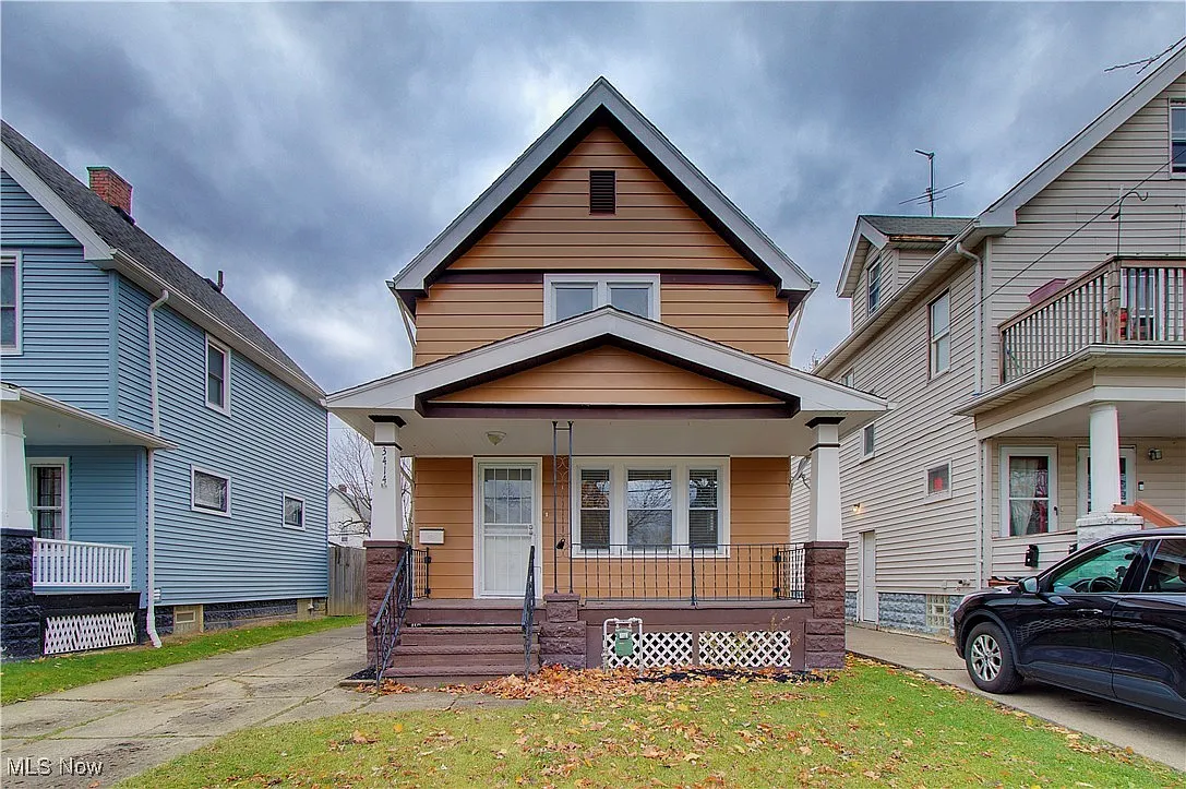 3414 W 88th St photo 1