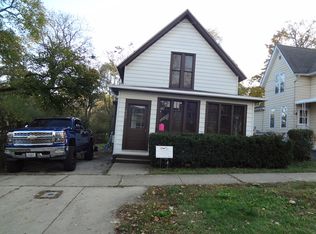 639 Sherman Ave, Elgin, IL 60120