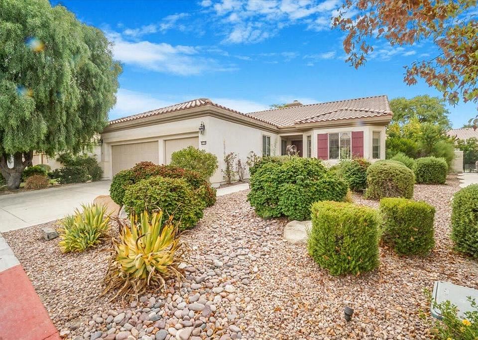 1st image of 80189 Avenida Aliso Cyn