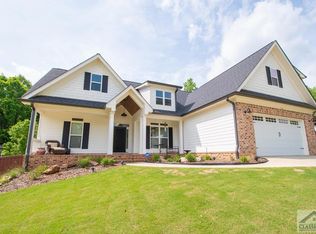 122 Lake Vista Dr, Athens, GA 30607