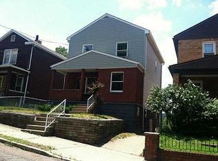 1039 Pine St, Ambridge, PA 15003