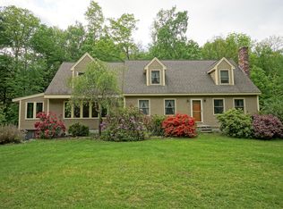 106 Pond View Dr, Auburn, NH 03032