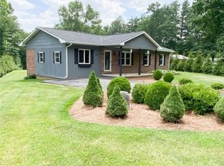 4122 Ridgeglen Rd, Sparta, NC 28675