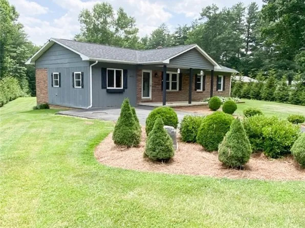 4122 Ridgeglen Road, Sparta, NC 28675