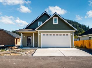 156 65th Pl, Springfield, OR 97478