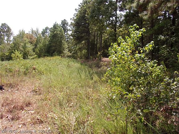 4th image of Beneux Bottom Rd